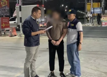 รวบ “เบสท์ เทคมีเอาท์”รับฝากขายบิ๊กไบค์แล้วเชิดเงิน 10 ล้านหนี ดารา-นางแบบโดนด้วย