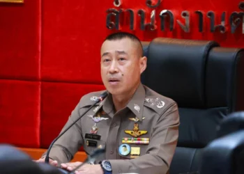 ตร.แจ้งห้ามเดินรถทุกชนิดบนถนนบางสาย ห้ามรถบรรทุก 10 ล้อขึ้นไป เดินบนถนนบางสาย ห้ามขับรถเล่นสาดน้ำสงกรานต์