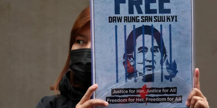 นายใหญ่สิทธิมนุษยชน UN ร้องพม่าปล่อยตัวอองซานซูจีทันที