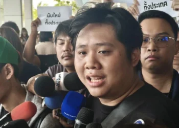 อุทธรณ์ยืนจำคุกคนละ12เดือน “สายน้ำ ทะลุวัง กับเพื่อน”พ่นสีสเปรย์ใส่อนุสาวรีย์ประชาธิปไตย