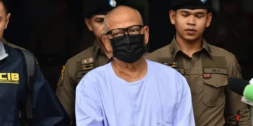 ศาลสั่งจำคุก 50 ปี “ทิดแย้ม” อดีตเจ้าอาวาสวัดไร่ขิง ยักยอกเงินวัดกว่า 300 ล้าน “สีกาเก็น” โดน 8 ปี