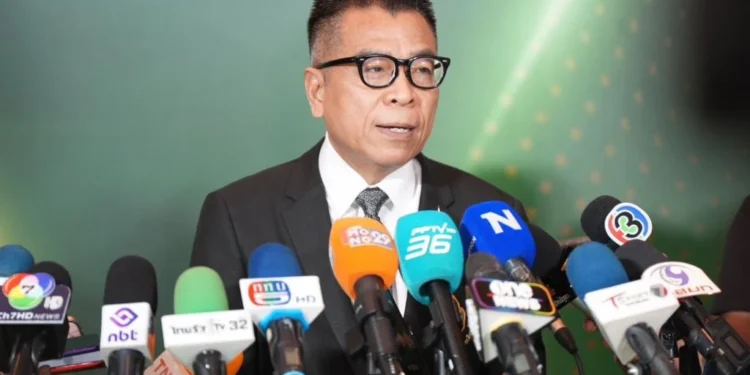 กกต เตรียมยื่นบัญชี 11 พยานสู้คดีบาร์โคดบัตรเลือกตั้ง ยันทำเป็นความลับตลอดไปได้