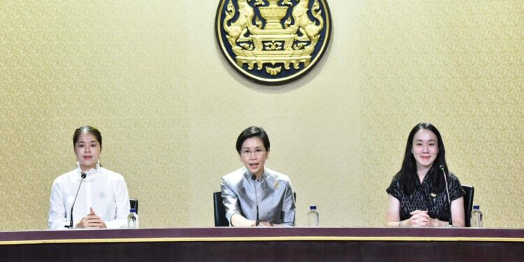 โฆษกรัฐบาลจับมือสื่อ ยกระดับสื่อสารเน้นข้อมูลครบถ้วนลดคลาดเคลื่อน ย้ำเป็นหนึ่งเดียวแม้ต่างพรรค