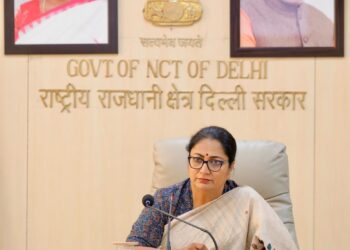 Delhi on High Alert as CM Rekha Gupta Pushes Heatwave Preparedness Plan