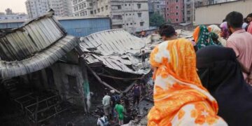 Five killed in gas lighter factory fire near Dhaka in afternoon blaze