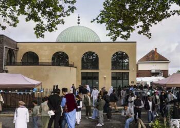 France Bans Planned Gathering Of Muslims In Paris, Citing Security Risk