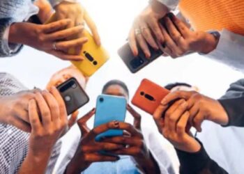 France Eyes Ban On Social Media For Under 15s