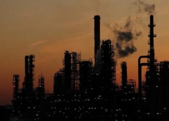 Iran to run out of space to store oil in weeks? What happens then?