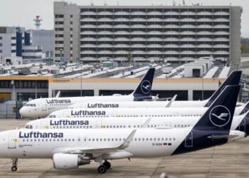 Lufthansa cuts 20,000 summer flights as fuel prices surge