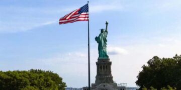 Pakistani man pleads guilty over plot to attack Jewish centre in New York