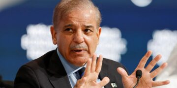 Pakistan deploys 13,000 troops and fighter jets to Saudi Arabia