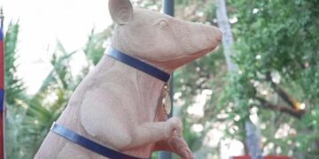 Cambodia unveils statue to honour famous landmine-sniffing rat