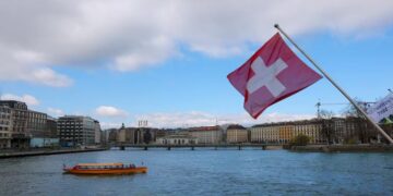 Majority Swiss Support Initiative To Cap Population At 10 Million: Report