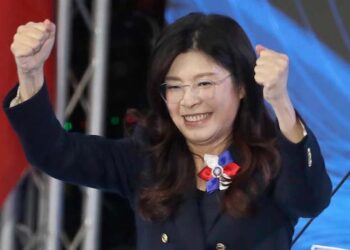 Taiwan opposition leader visits China for ‘peace’ talks amid rising tensions