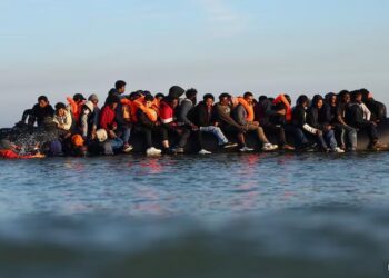 UK To Pay France Up To $892 Million In Deal To Reduce Migrant Crossings