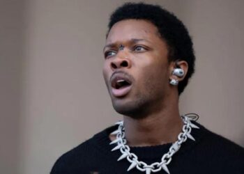 Singer D4vd arrested in connection with death of missing teen girl