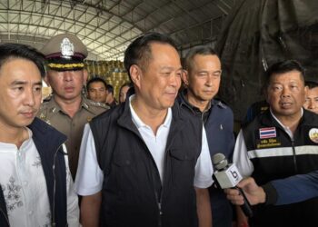 “อนุทิน” บินด่วนระนอง หลังค้นโกดังลักลอบจัดเก็บสินค้าหนีภาษีมูลค่ากว่า 50 ล.