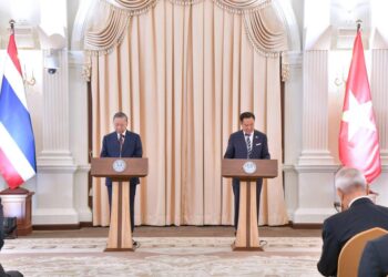 นายกฯ จับมือ ปธน.เวียดนาม เปิดเวทีผนึกภาคเอกชนสู่หุ้นส่วนยุทธศาสตร์รอบด้าน ย้ำศก.โตไปด้วยกัน