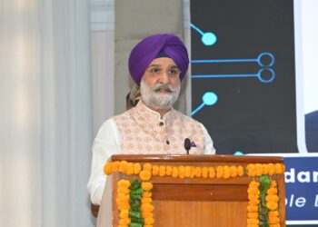 AI से क्लीन एनर्जी तक, भारत का भविष्य तय करेगी युवा पीढ़ी: उपराज्यपाल तरनजीत सिंह संधू