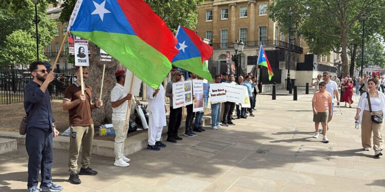 Baloch, Kurdish Protesters Rally Outside Downing Street Against Pakistan’s Nuclear Test Legacy (Videos)
