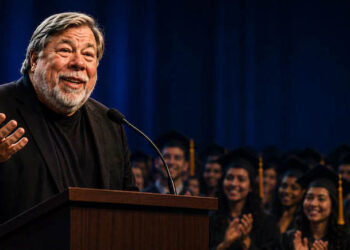 Why Students Cheered Apple Co-Founder’s Take On AI