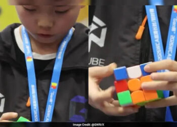 Chinese Boy Solves 3x3x3 Cube In Seconds, Sets New World Record