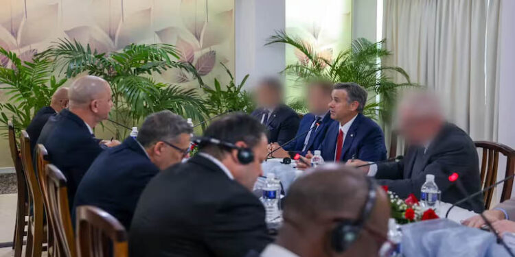 CIA Director Visits Cuba As Energy Crisis Deepens 1 CIA Director Visits Cuba As Energy Crisis Deepens