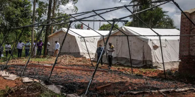18 Suspected Ebola Patients Missing After Treatment Tent Set On Fire In Congo 1 18 Suspected Ebola Patients Missing After Treatment Tent Set On Fire In Congo