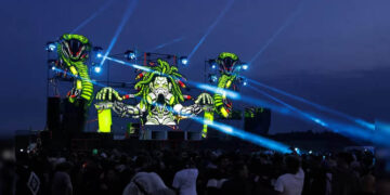 40,000 Attend Illegal Rave Party On French Military Site