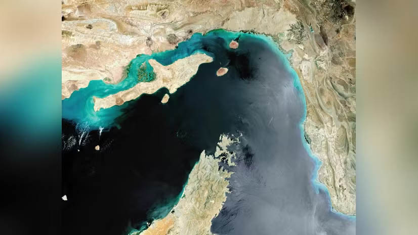 Iran warns France, Britain against naval presence in Strait of Hormuz