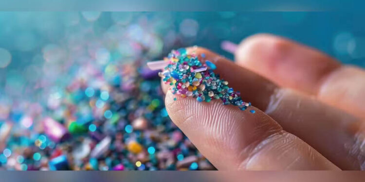 Microplastics found to trap heat, play role in global climate change