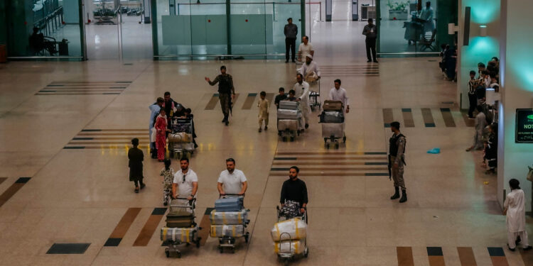 UAE Cracks Down on Pakistanis as Security Fears Deepen; Thousands Deported, Accounts Frozen
