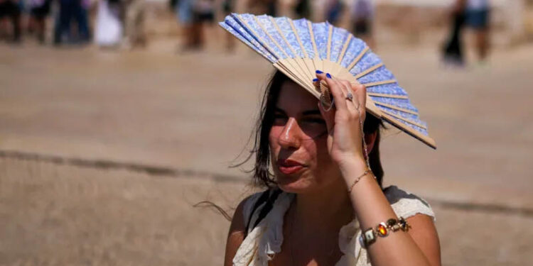 Portugal breaks hottest May day record as Europe swelters in heatwave