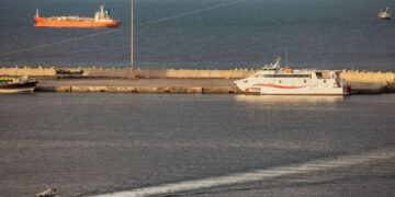 US-Iran deal may reopen Hormuz during 60-day ceasefire extension: Report