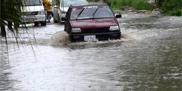 Deadly Weather Batters Pakistan; Seven Killed, Dozens Injured