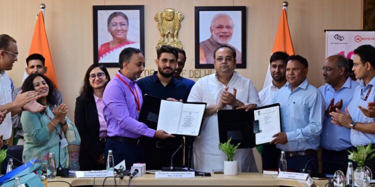 India: 10 Lakh Pink Saheli Cards Issued in Record 90 Days; DTC Ties Up with IIT Kanpur for Smart Transit Push 1 India: 10 Lakh Pink Saheli Cards Issued in Record 90 Days; DTC Ties Up with IIT Kanpur for Smart Transit Push