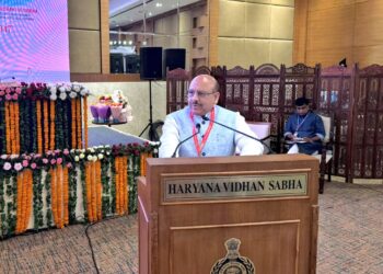 Vigilant Citizens, Visionary Legislatures Key to Viksit Bharat 2047: Vijender Gupta 2 Vigilant Citizens, Visionary Legislatures Key to Viksit Bharat 2047: Vijender Gupta