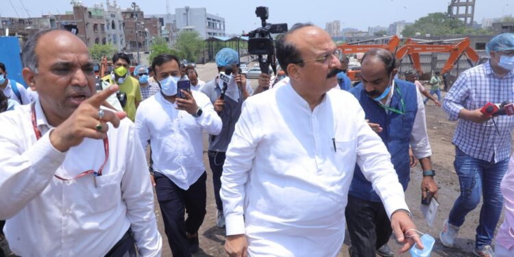 India: Garbage Mountain Cleanup Gets Major Boost as Delhi Sets Faster Ghazipur Waste Target