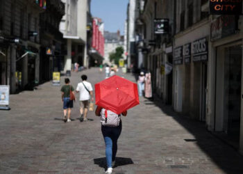 18 killed, 2 children found dead in hot car as France reels under severe heatwave 4 18 killed, 2 children found dead in hot car as France reels under severe heatwave