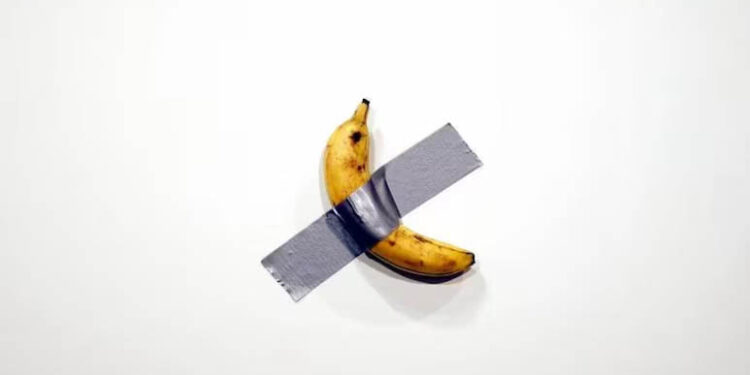 Arty Banana, Eaten Earlier By Hungry Tourist, Stolen From France Museum