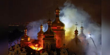 Over 20 injured as Russian strikes hit historic religious site in Kyiv