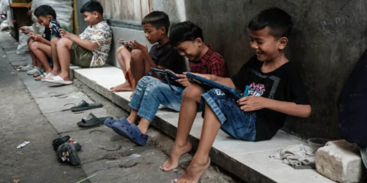 Malaysia Enforces Social Media Ban For Under-16, Platforms Must Verify Age 1 Malaysia Enforces Social Media Ban For Under-16, Platforms Must Verify Age