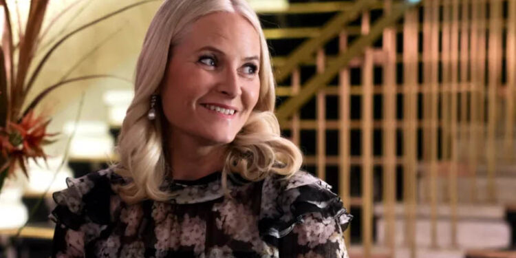 Norway’s crown princess on lung transplant waiting list, palace says