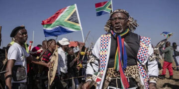 South African leader warns anti-migrant protesters ahead of unofficial deadline