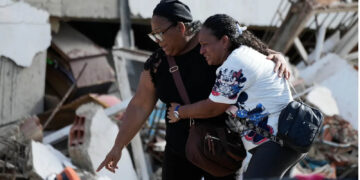 Venezuela Earthquake: Death toll tops 920, over 50,000 missing as rescue efforts intensify