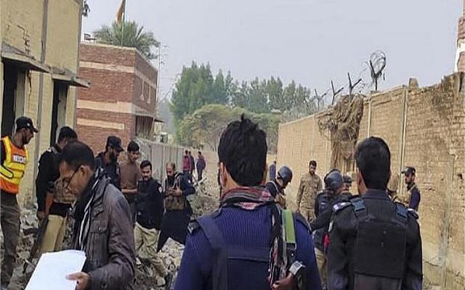 Terrorist Attack Exposes Pakistan’s Ongoing Security Crisis as Constable Killed at Police Checkpoint