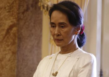 พม่าปฏิเสธคำขอผู้แทนพิเศษอาเซียนเข้าพบอองซานซูจี 3 พม่าปฏิเสธคำขอผู้แทนพิเศษอาเซียนเข้าพบอองซานซูจี