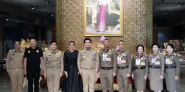รมว.ท่องเที่ยวฯ นำคณะเยี่ยมชมพิพิธภัณฑ์โขนและมูลนิธิส่งเสริมศิลปาชีพฯ จ.พระนครศรีอยุธยา เดินหน้าส่งเสริมท่องเที่ยวเชิงวัฒนธรรม น้อมรำลึกพระมหากรุณาธิคุณพระพันปีหลวง