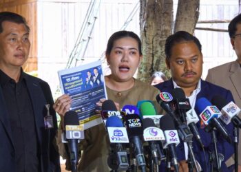 กมธ.สวัสดิการสังคม จี้รัฐเคลียร์ให้ชัดอุทธรณ์บัตรคนจนยังถึงแค่ 31 ก.ค. แม้แจ้งถึง 20 ก.ย. หวั่นเสียสิทธิเพียบ 4 กมธ.สวัสดิการสังคม จี้รัฐเคลียร์ให้ชัดอุทธรณ์บัตรคนจนยังถึงแค่ 31 ก.ค. แม้แจ้งถึง 20 ก.ย. หวั่นเสียสิทธิเพียบ