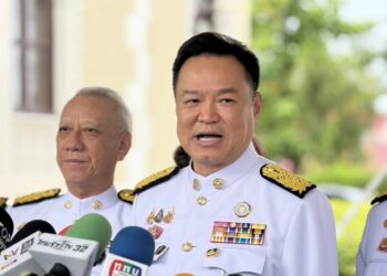 "อนุทิน" ไฟเขียว “ศุภชัย” ร้อง กกต.สอบ สว.ส้ม ย้อนเกล็ดปมฮั้ว สว. 7 “อนุทิน” ไฟเขียว “ศุภชัย” ร้อง กกต.สอบ สว.ส้ม ย้อนเกล็ดปมฮั้ว สว.